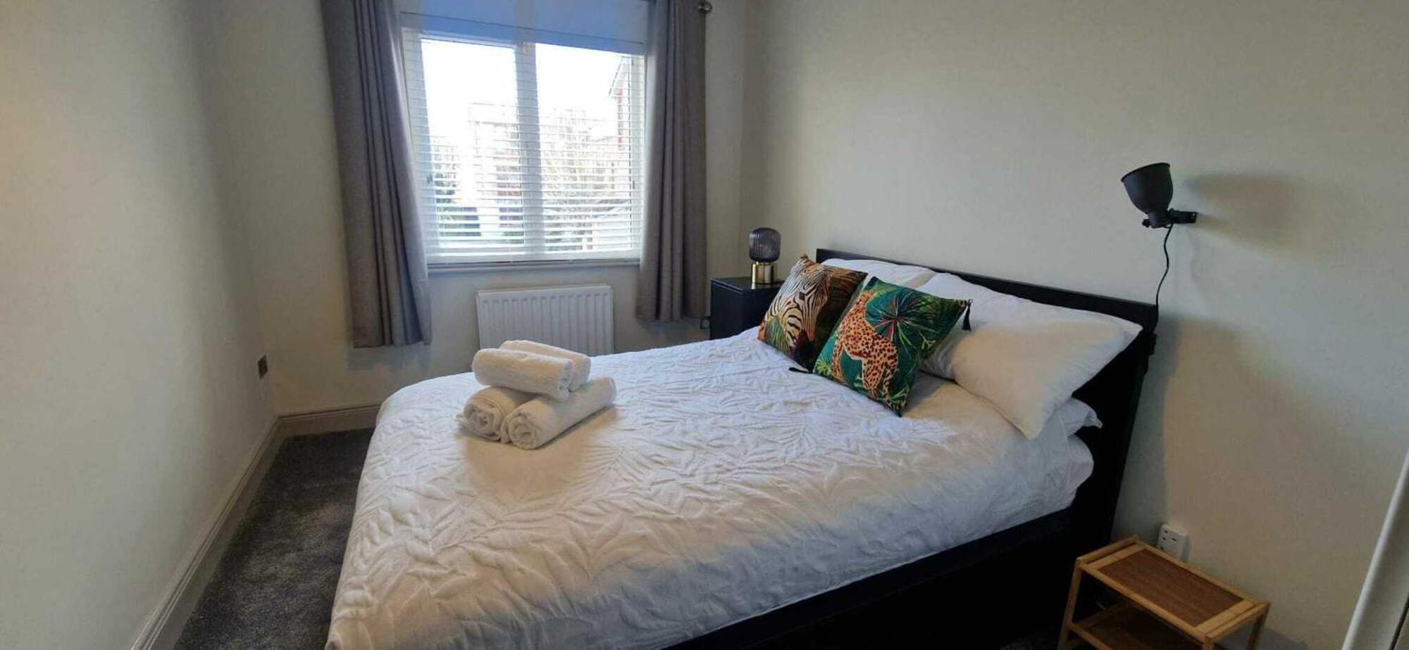 Refurbed Modern & Stylish 3bd - Garden Pets Ok