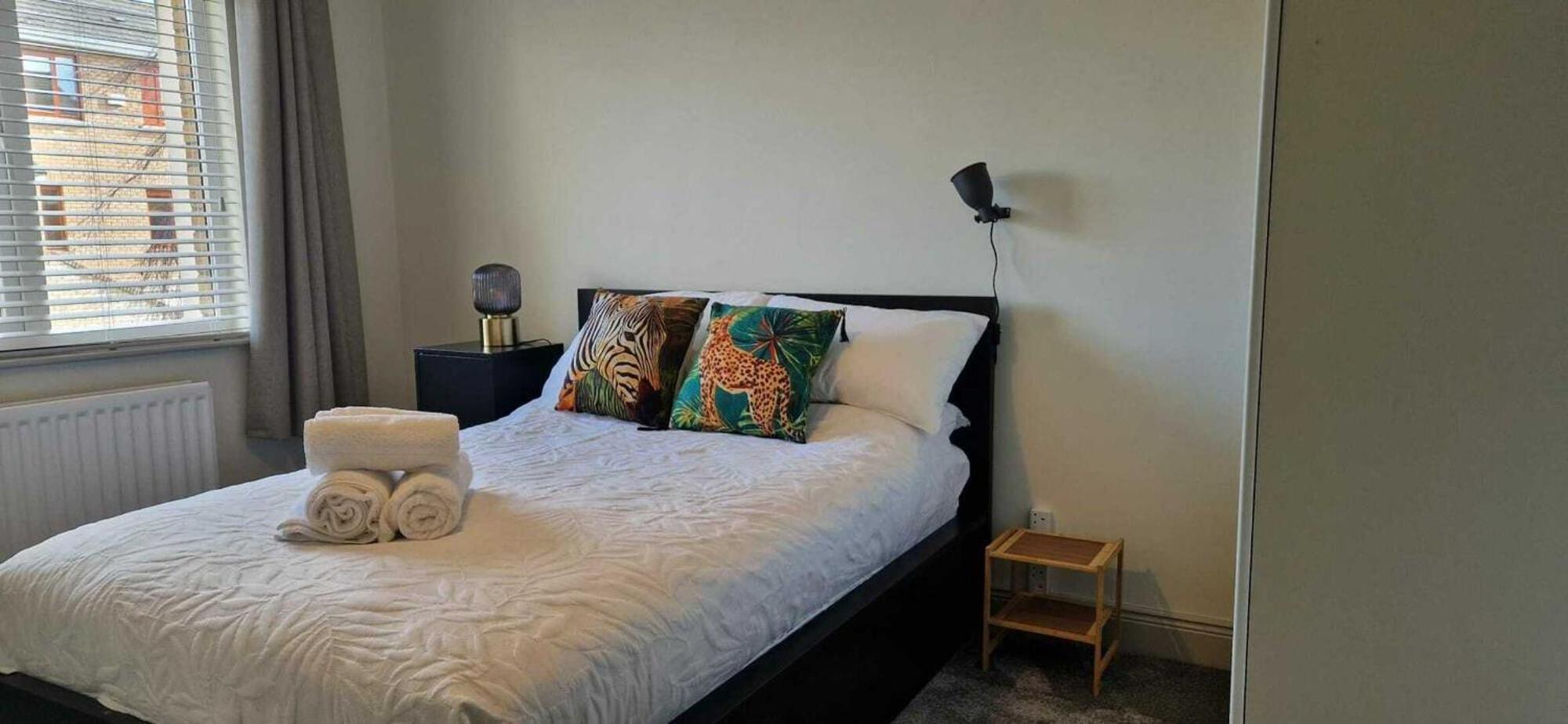 Refurbed Modern & Stylish 3bd - Garden Pets Ok Holiday home