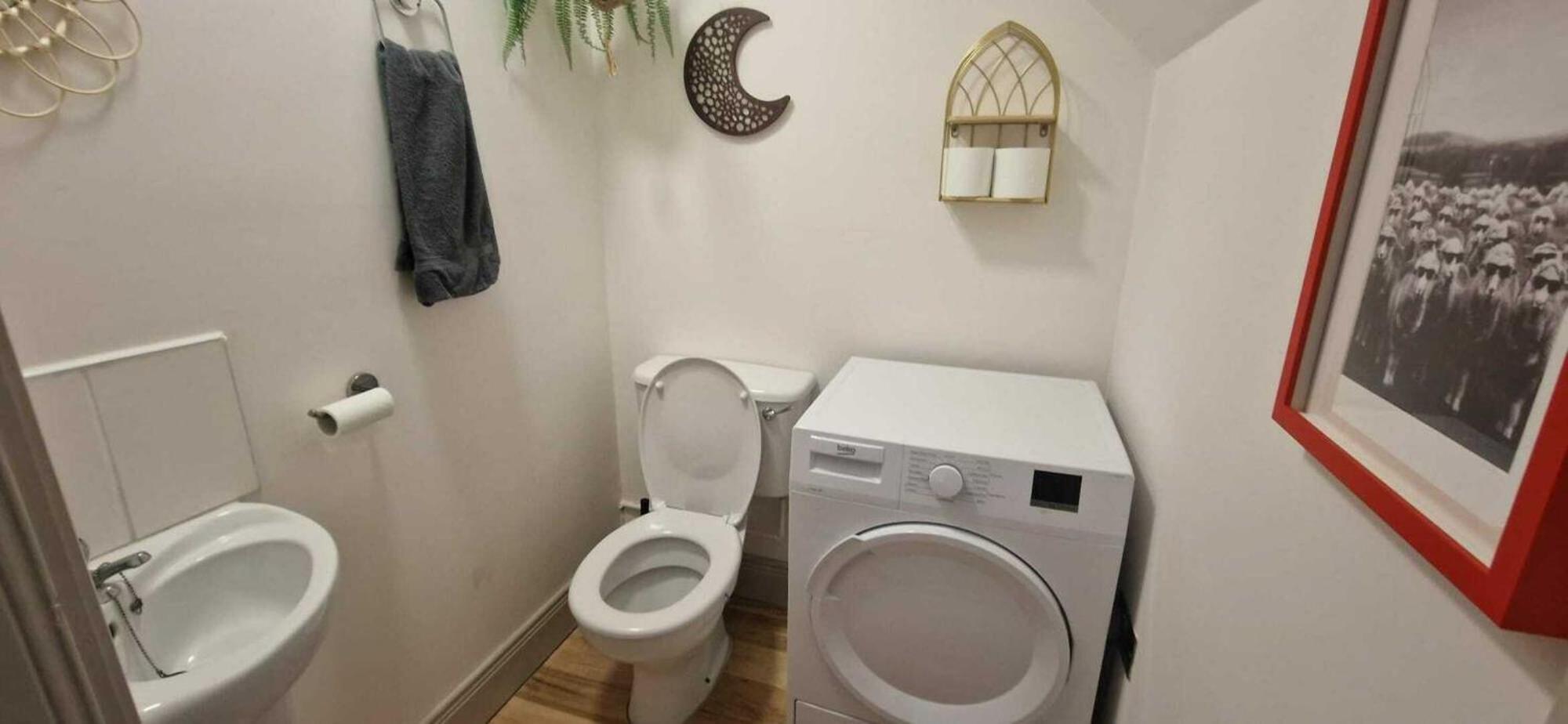 Refurbed Modern & Stylish 3bd - Garden Pets Ok *