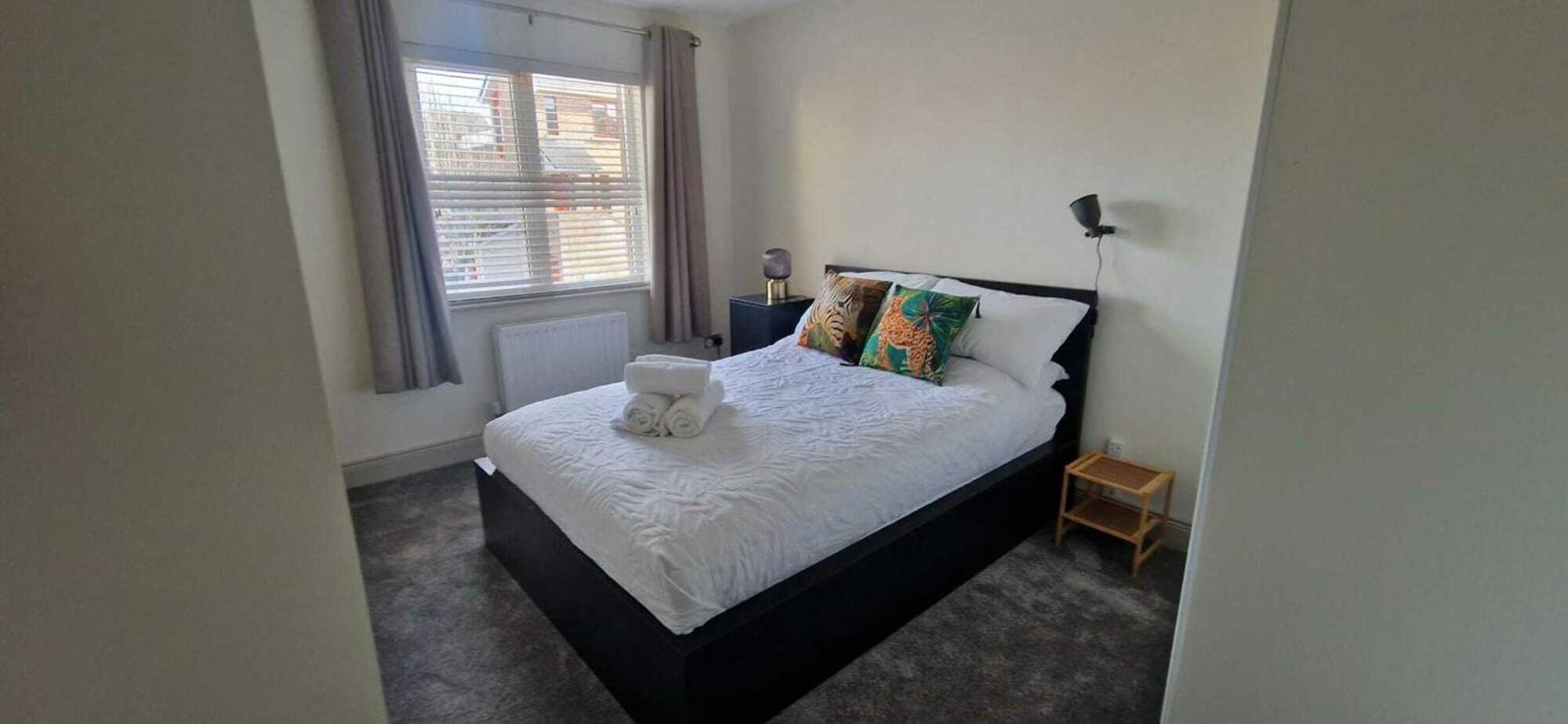 Refurbed Modern & Stylish 3bd - Garden Pets Ok Holiday home