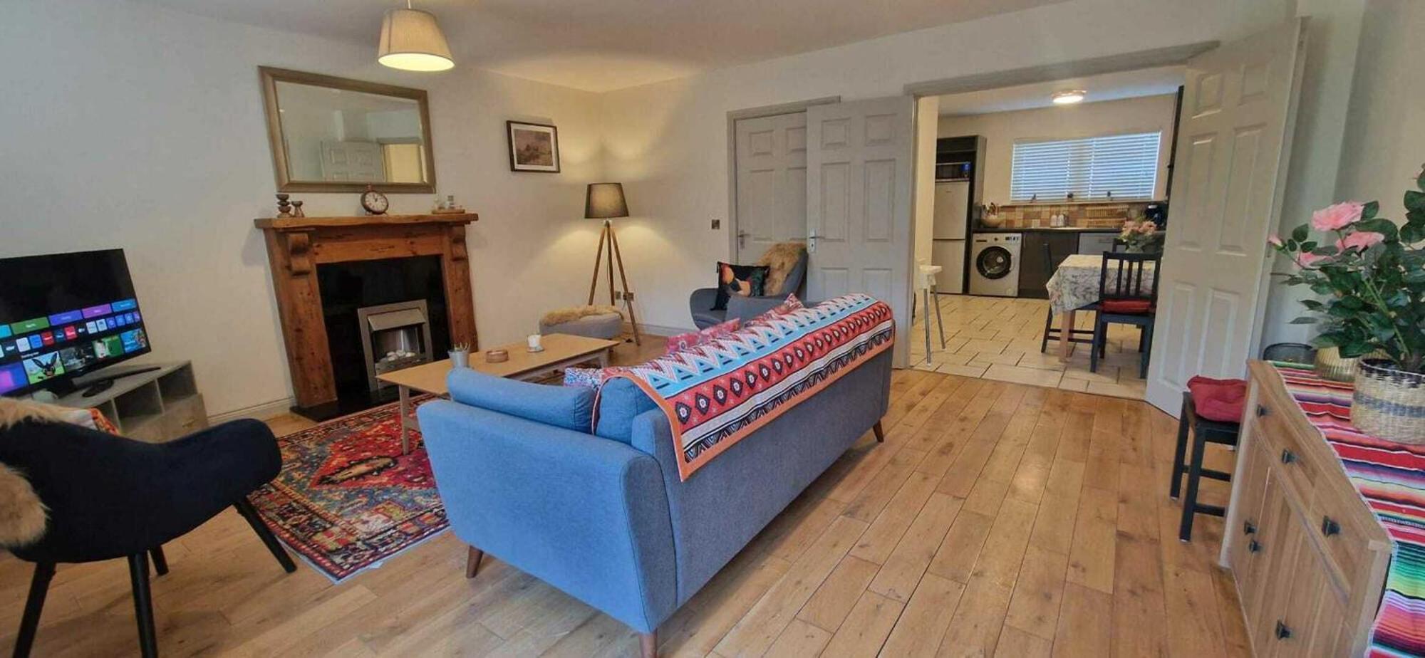 Refurbed Modern & Stylish 3bd - Garden Pets Ok Holiday home